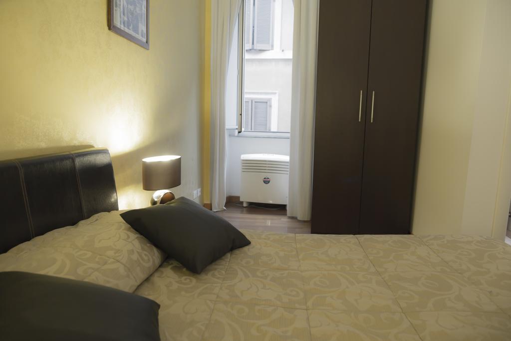 Trevi Luxury Suites Frühstückspension
